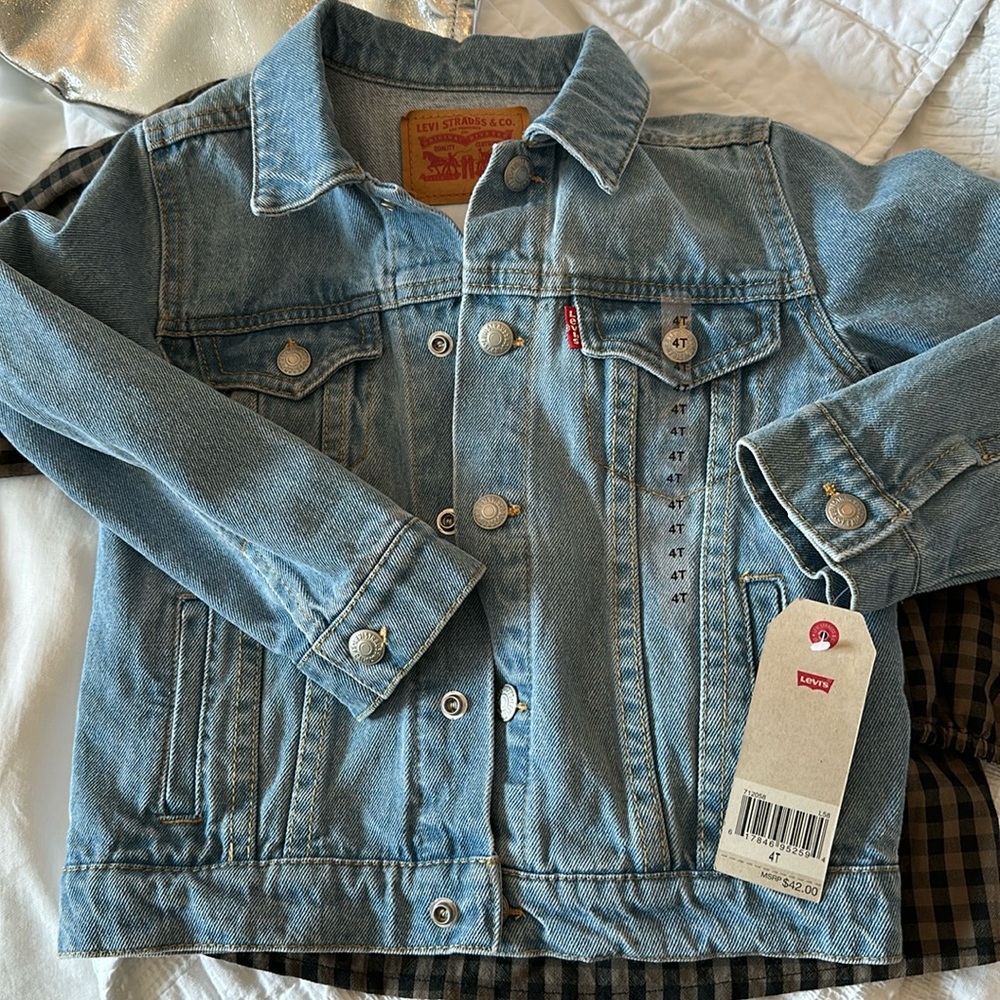 Levi’s 4T Jean denim jacket NWT